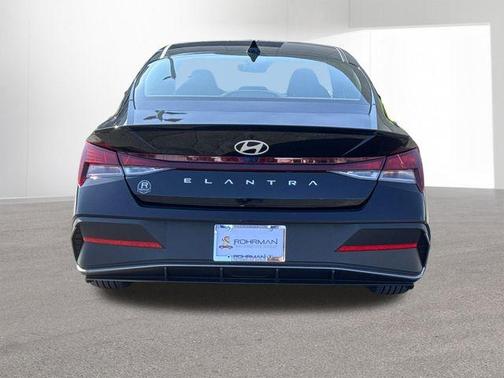 Black 2026 Hyundai ELANTRA SEL SPORT PREMIUM