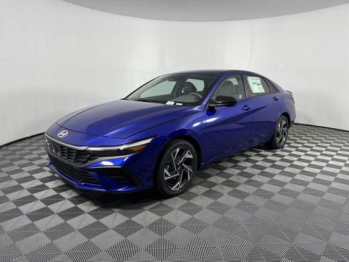 2025 Hyundai ELANTRA HEV SEL Sport