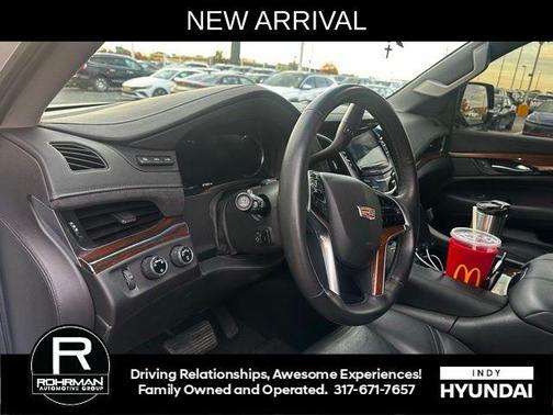 2017 Cadillac Escalade Luxury