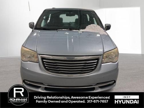 2012 Chrysler Town & Country Touring-L