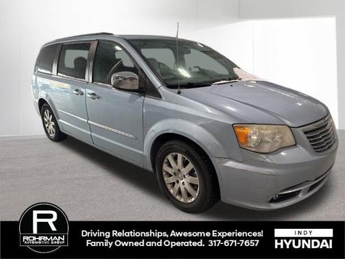 2012 Chrysler Town & Country Touring-L