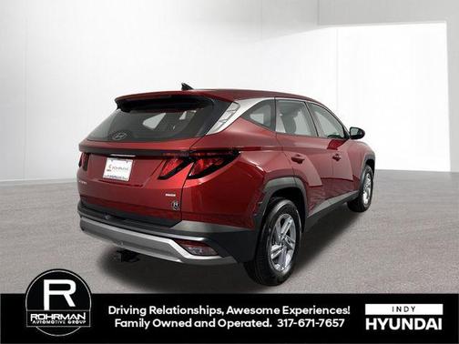 2026 Hyundai TUCSON SE