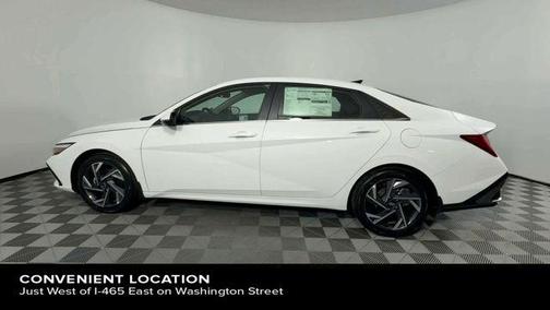 2025 Hyundai ELANTRA Limited