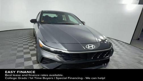 2025 Hyundai ELANTRA HEV SEL Sport