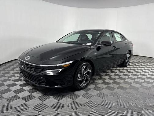 2025 Hyundai ELANTRA HEV Limited