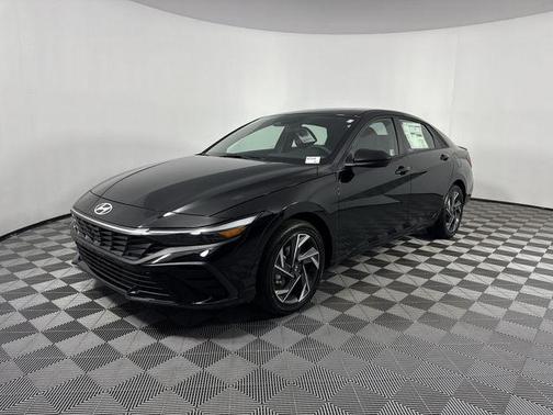 2025 Hyundai ELANTRA HEV SEL Sport