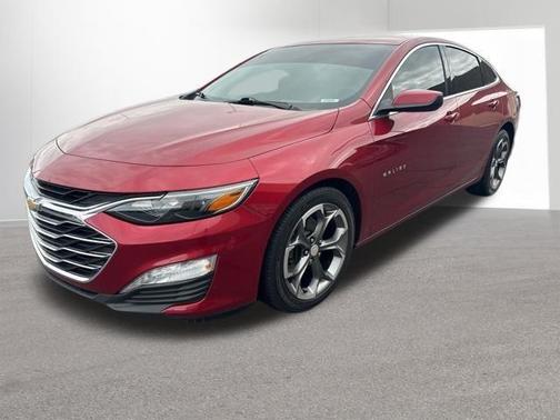 Cherry Red Tintcoat 2022 Chevrolet Malibu LT