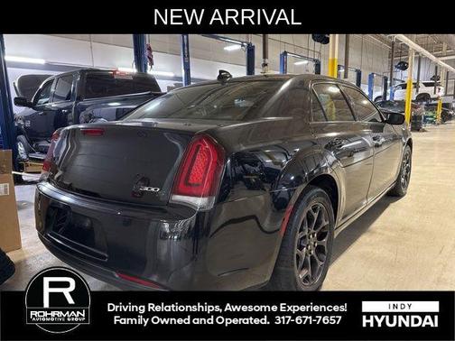 2019 Chrysler 300 S