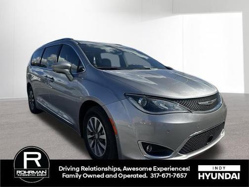2020 Chrysler Pacifica Touring-L Plus