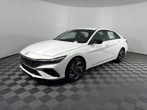 2025 Hyundai ELANTRA HEV SEL Sport