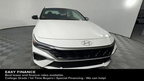 2025 Hyundai ELANTRA HEV SEL Sport