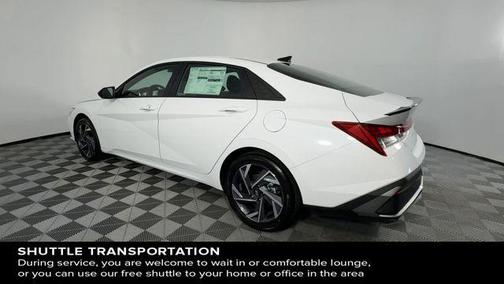 2025 Hyundai ELANTRA HEV SEL Sport