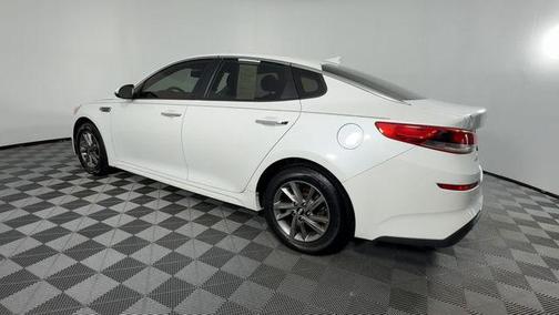 2020 Kia Optima LX