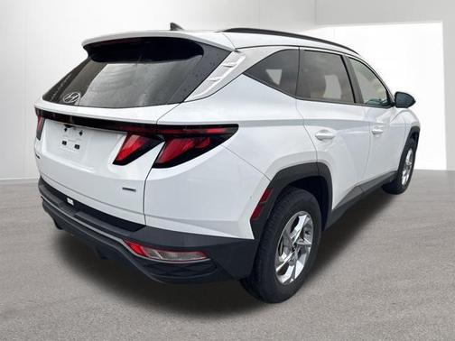 White Pearl 2024 Hyundai TUCSON SEL