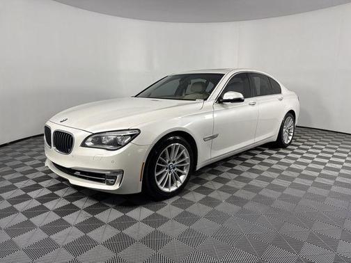 2015 BMW 750 i xDrive