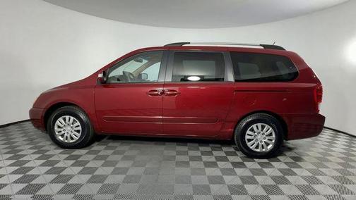 2014 Kia Sedona LX
