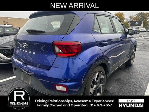 2022 Hyundai VENUE SEL