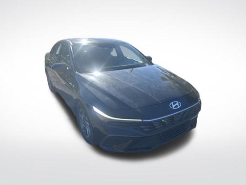 Abyss Black 2024 Hyundai ELANTRA SEL
