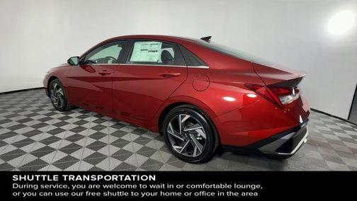 2025 Hyundai ELANTRA Limited