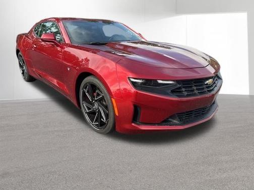 Wild Cherry Tintcoat 2021 Chevrolet Camaro 1LS