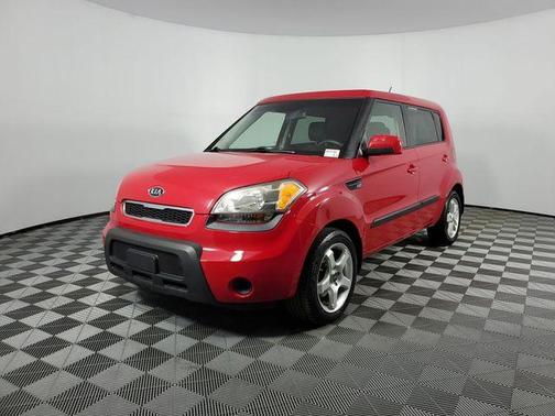 2011 Kia Soul +