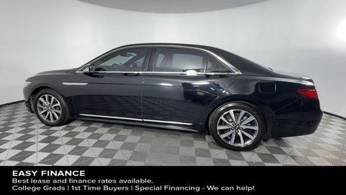 2017 Lincoln Continental Premier