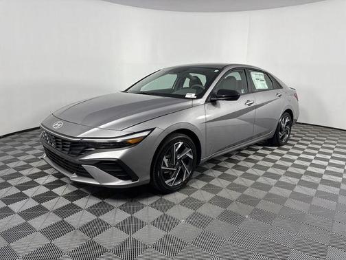 2025 Hyundai ELANTRA HEV SEL Sport