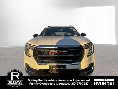 2024 GMC Terrain AT4