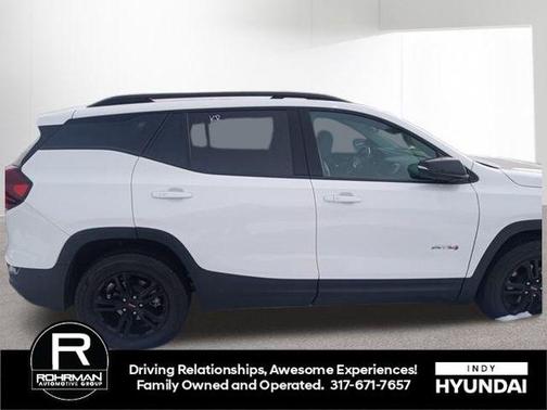 2024 GMC Terrain AT4