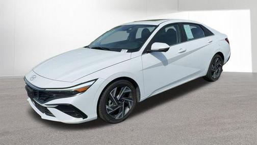 White 2024 Hyundai ELANTRA Limited