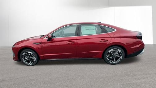 Ultimate red 2026 Hyundai SONATA SEL Sport