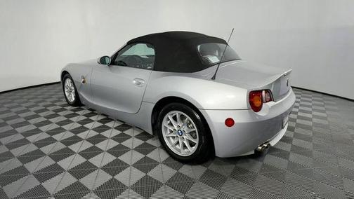 2004 BMW Z4 2.5i Roadster