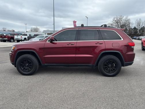 2018 Jeep Grand Cherokee Laredo E