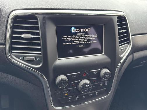 2018 Jeep Grand Cherokee Laredo E