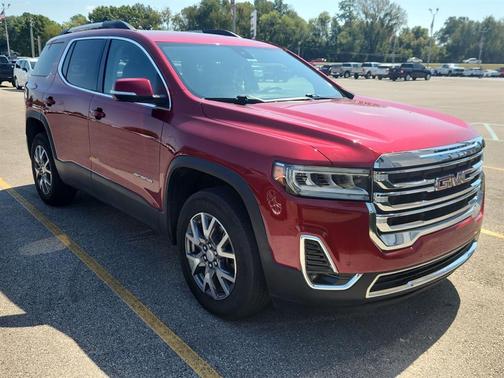 2023 GMC Acadia SLT