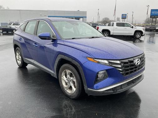 2022 Hyundai TUCSON SE