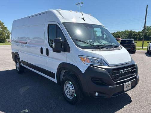 Bright White Clearcoat 2026 RAM ProMaster 3500 High Roof