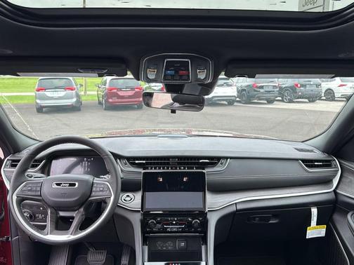 2025 Jeep Grand Cherokee 4xe Base