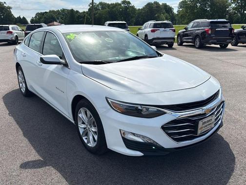 Summit White 2024 Chevrolet Malibu LT