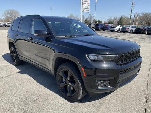2022 Jeep Grand Cherokee L Laredo