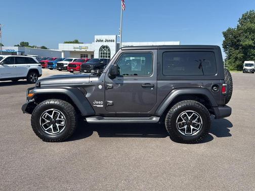 2020 Jeep Wrangler Sport