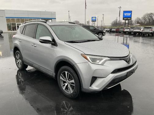 2018 Toyota RAV4 XLE