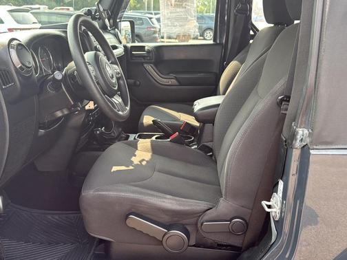 2018 Jeep Wrangler JK Sport