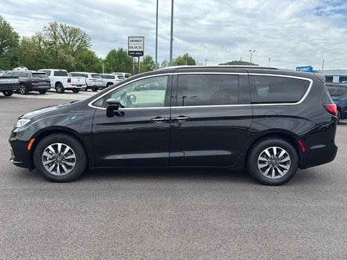 2021 Chrysler Pacifica Hybrid Touring L