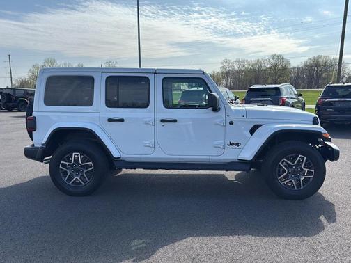2025 Jeep Wrangler Sahara