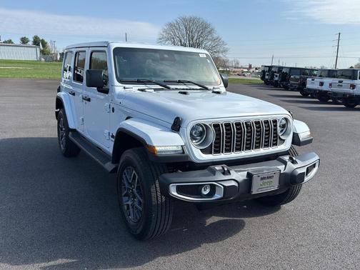 2025 Jeep Wrangler Sahara
