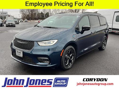 2025 Chrysler Pacifica Hybrid Select