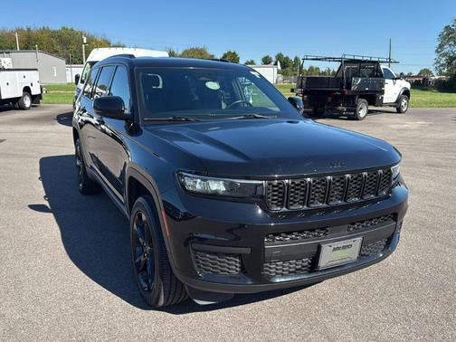 2022 Jeep Grand Cherokee L Laredo