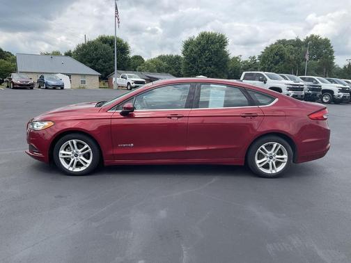 2018 Ford Fusion Hybrid SE