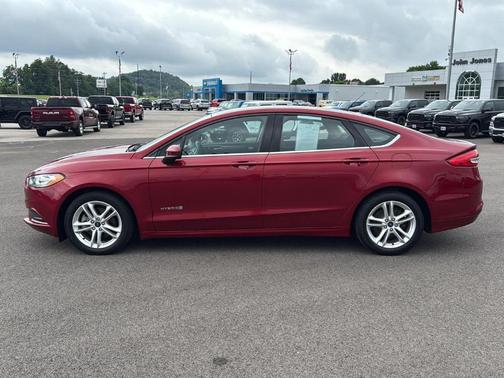 2018 Ford Fusion Hybrid SE